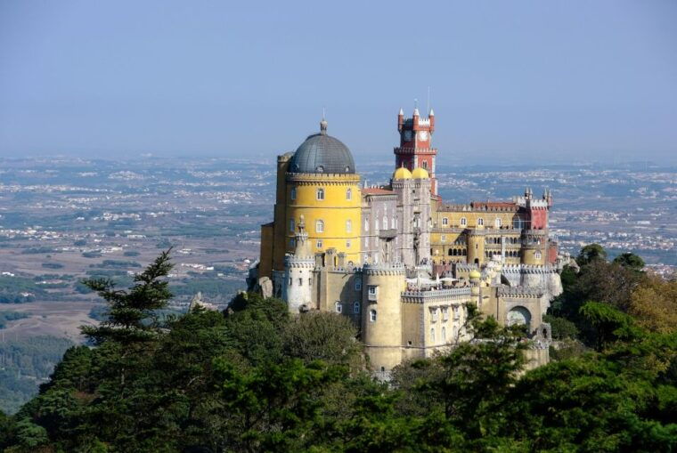 exclusive-sintra-cabo-da-roca-cascais-private-tour