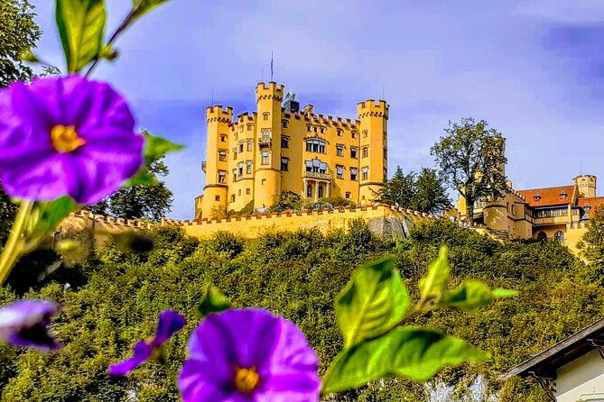 exclusive-skip-the-crowds-neuschwanstein-and-linderhof-castle-tour-from-munich-incl-tickets