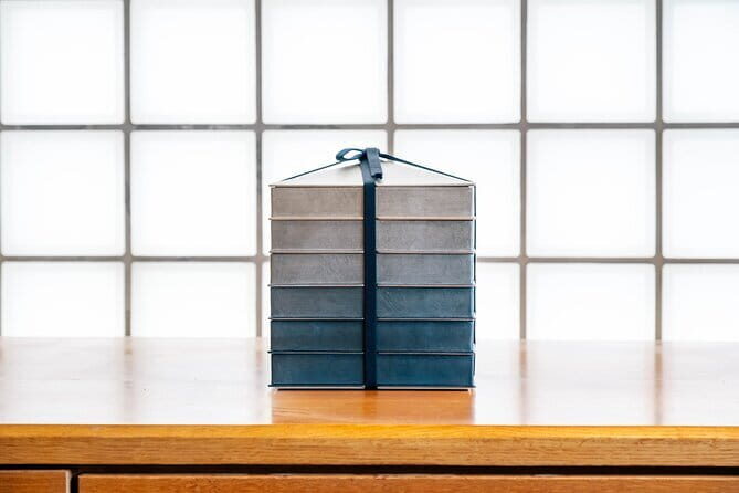 Exclusive Studio Tour Experience Tableware for World Class Chefs - An In-Depth Look at the Saga Studio Tour