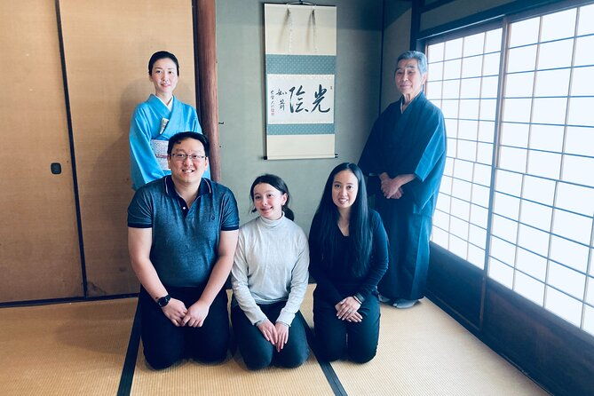 exclusive-tea-ceremony-wagashi-cooking-opposite-kansai-airport