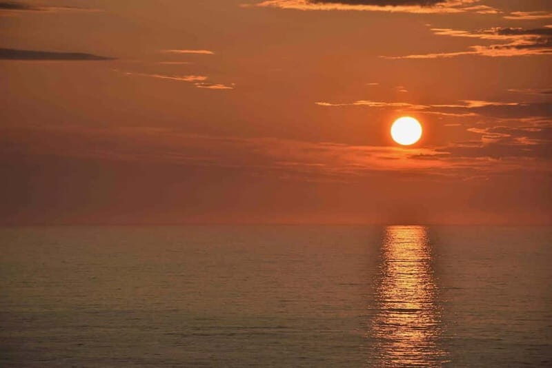 Exclusive to Norway, Sommarøy: Midnight sun in a Hobie sailing kayak. - Why This Tour Is Worth It