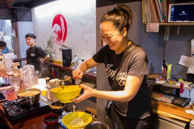 exclusive-tokyo-ramen-kitchen-experience