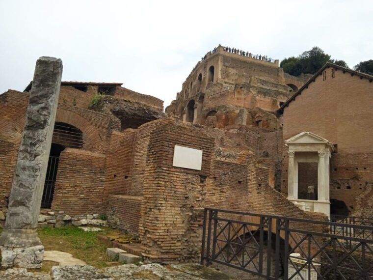 exclusive-tour-of-ancient-rome-and-domus-tiberiana