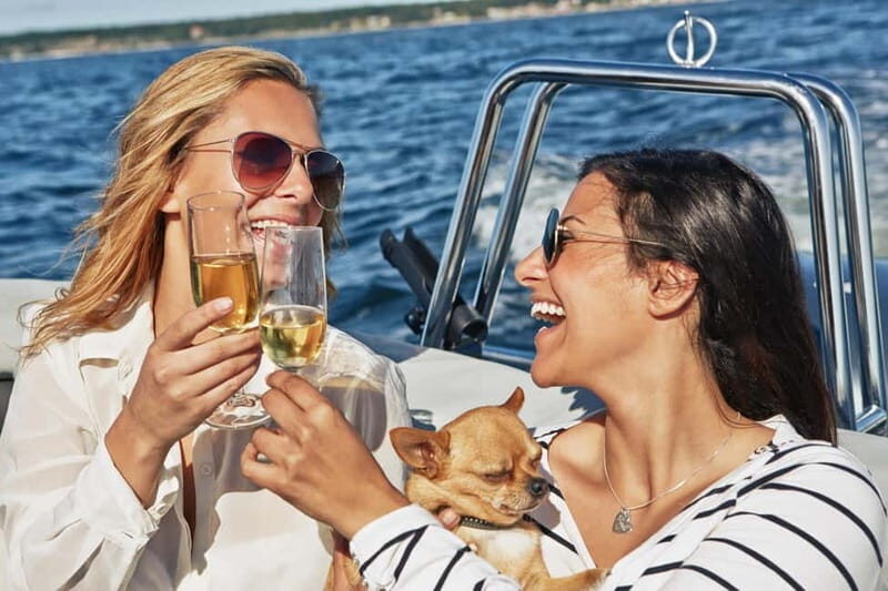 Exclusive tour of Ischia: sail among secret bays, thermal springs, and nature - Key Points