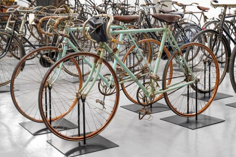 exclusive-tour-of-the-museums-hidden-deposits