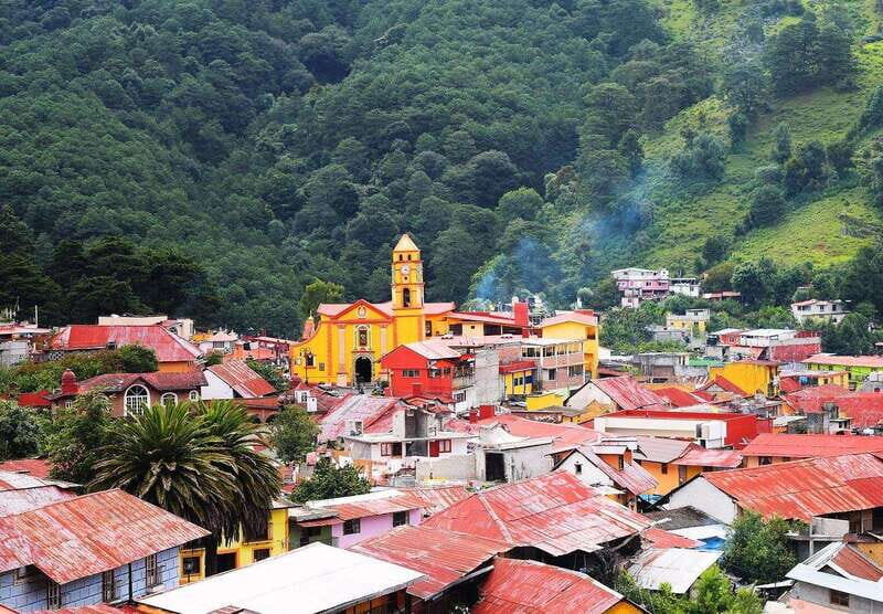 Exclusive tour to Peña de Bernal and Freixenet vineyards from CDMX - Key Points