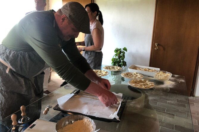 exclusive-tuscan-cooking-class-wine-tasting