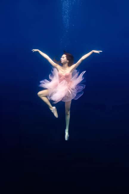 Exclusive underwater photo shoot in the sea near Palmain a turquoise blue bay - The Experience in Detail