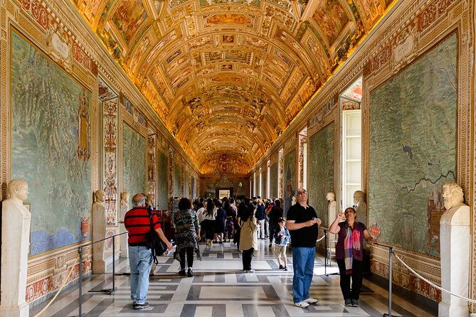 exclusive-vatican-museum-sistine-chapel-underground-catacombs-tour-and-tickets