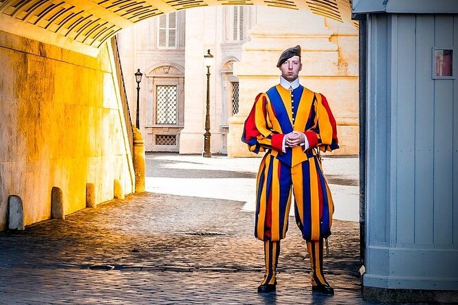 exclusive-vatican-museum-sistine-chapel-underground-catacombs-tour-and-tickets