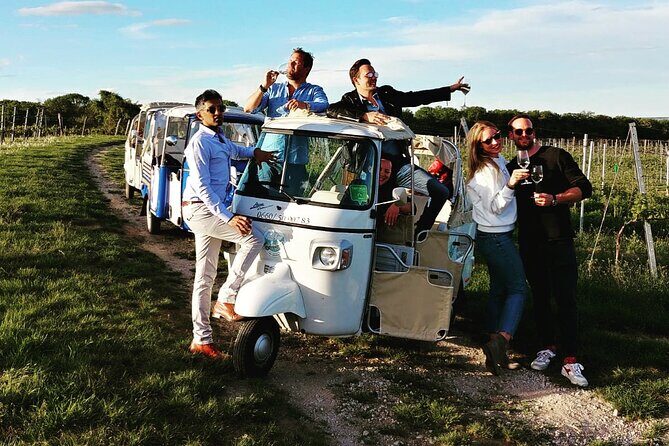 Exclusive VIP Top 10 Tour Vienna in Tuk Tuk - FAQ