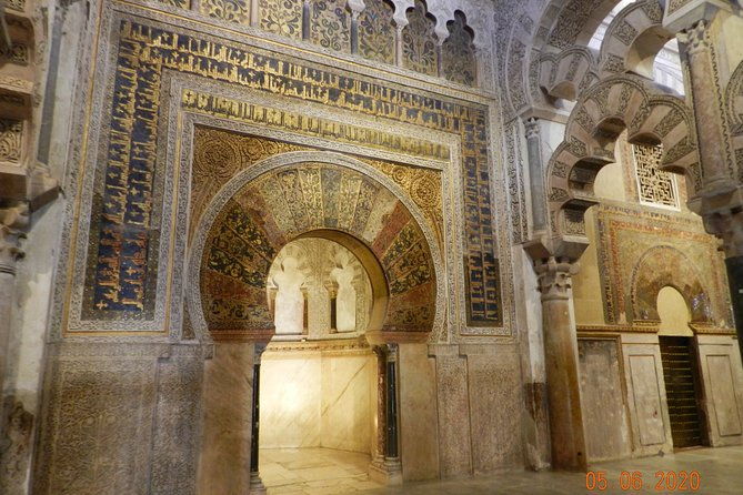 exclusive-visit-to-the-mosque-with-official-guide-small-groups