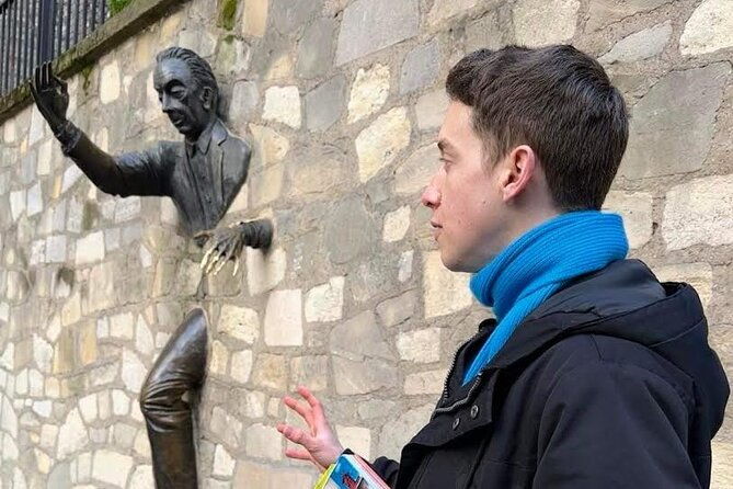 exclusive-walking-tour-in-montmartre-with-local-guide