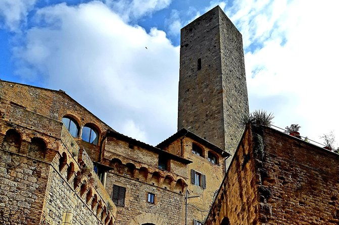 exclusive-wine-tour-in-chianti-san-gimignano-lunch-wine-tasting-included