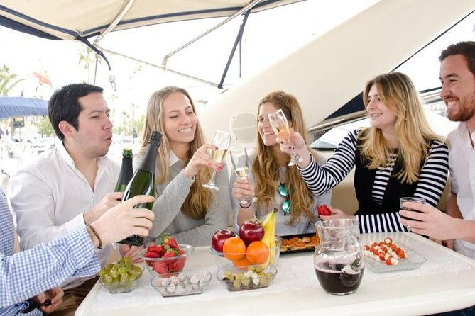 exclusive-yacht-rental-in-barcelona-2