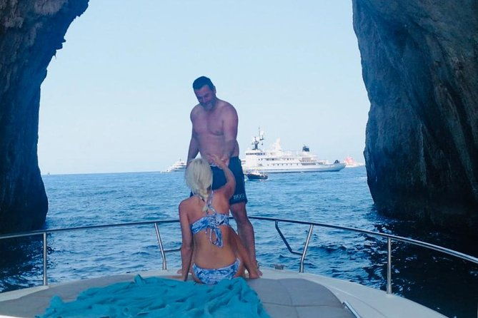 excursion-boat-capri-experience