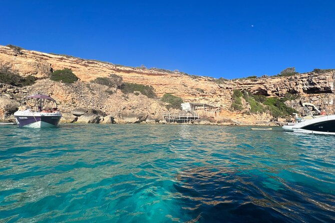 excursion-by-boat-to-the-coves-and-beaches-in-the-north-of-ibiza