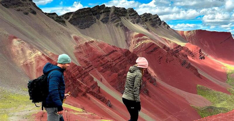 excursion-in-the-red-valley-and-the-rainbow-mountain