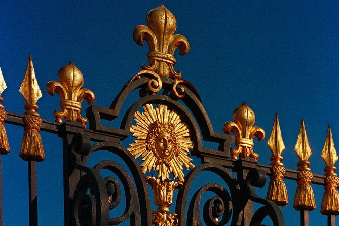 excursion-to-discover-the-versailles-monarchy