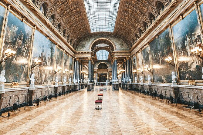 excursion-to-discover-the-versailles-monarchy