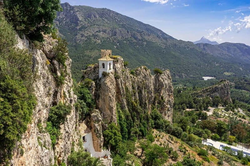 Excursion to Guadalest and the Magical Fuentes del Algar. From Benidorm - Introduction: A Mix of History, Nature, and Authenticity
