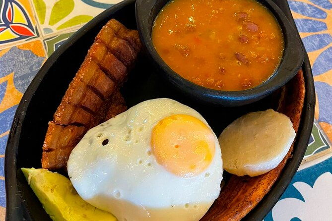 excursion-to-guatape-by-goat-visit-to-pablo-escobars-hacienda