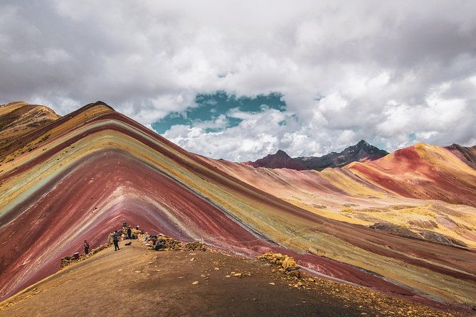 excursion-to-rainbow-mountain-full-day