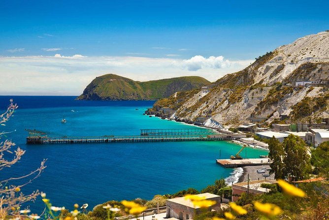 excursion-to-stromboli-lipari-vulcano-from-tropea