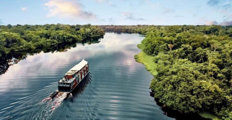 excursion-to-the-amazon-river