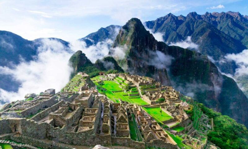 excursion-to-the-sacred-valley-and-machu-picchu-2-day-1night