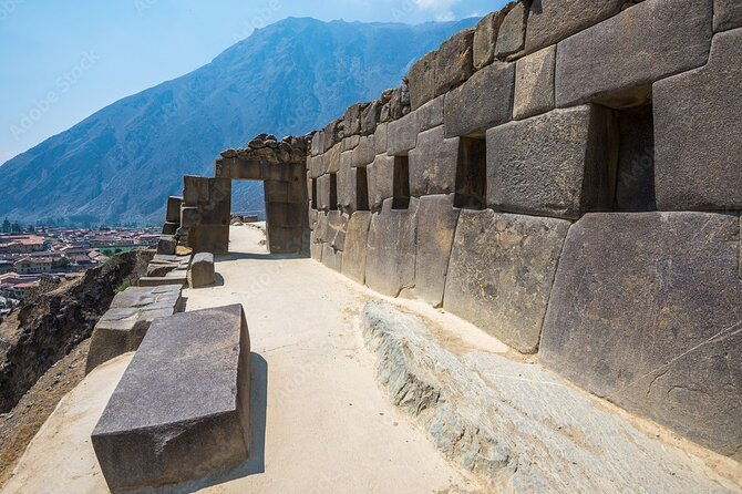 excursion-to-the-sacred-valley-and-machu-picchu-by-panoramic-train