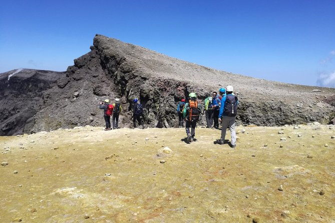 excursion-to-the-top-of-etna