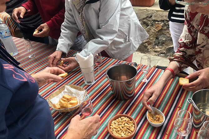 excursion-visiting-wineries-in-tenerife-with-lunch