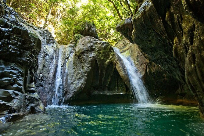 excursions-27-charcos-waterfall-puerto-plata-jesus-and-jhensy-tour