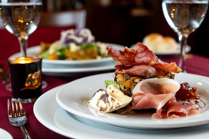 executive-dinner-show-at-mansion-tango