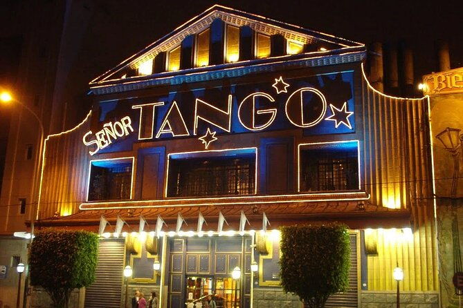 executive-dinner-show-at-senor-tango