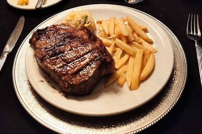 executive-dinner-show-at-senor-tango