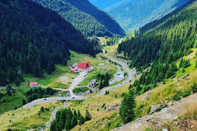 executive-dracula-day-trip-see-bran-peles-castle-brasov-from-bucharest-2