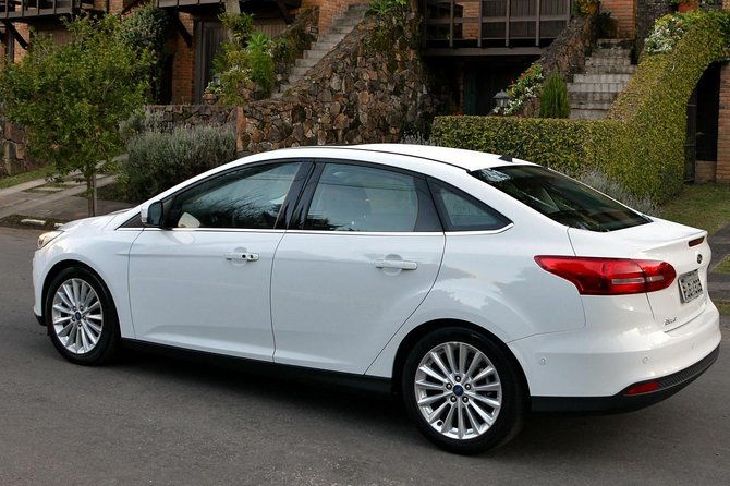 executive-private-transfer-from-gig-rio-galeao-airport-up-to-4-pax-to-buzios