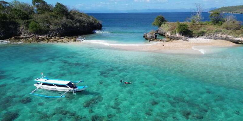 exotic-escape-island-pink-beach-and-snorkeling-daily-tour