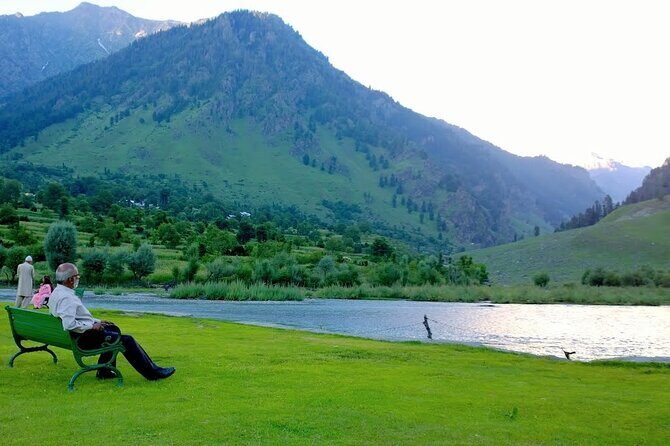 Exotic Kashmir Tour - Who Is This Kashmir Tour Best For?