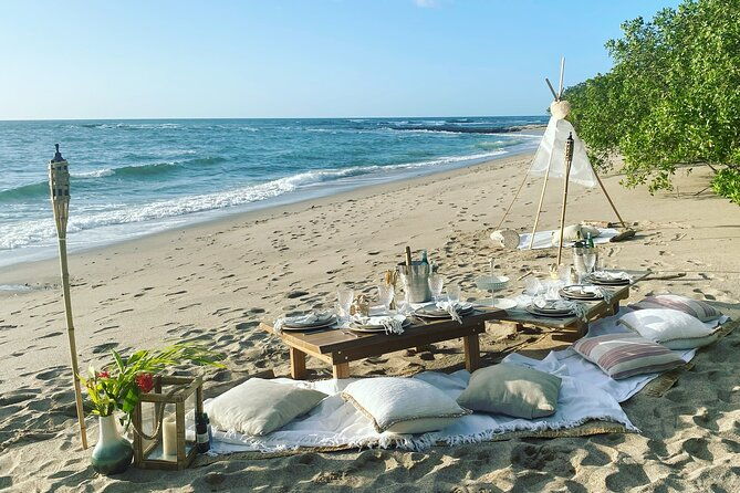 experience-a-luxurious-and-unique-beach-picnic-near-tamarindo
