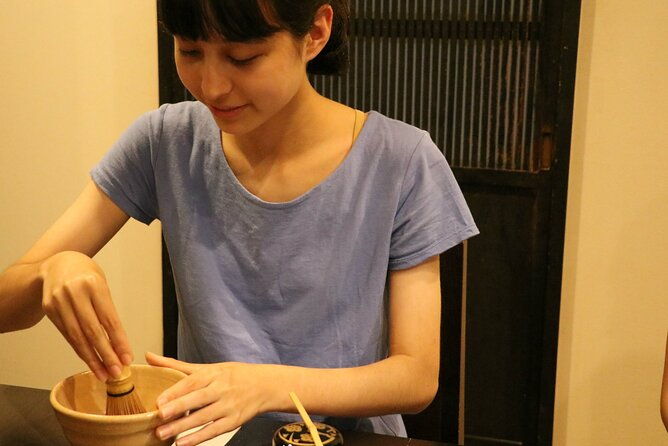 experience-a-tea-ceremony-in-an-authentic-tearoom-in-kyoto