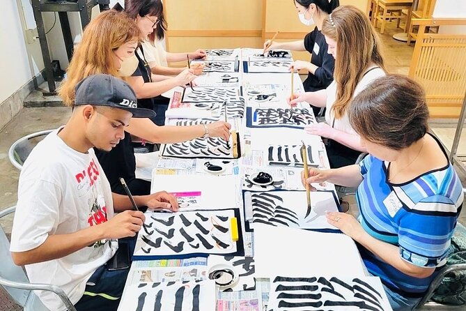 experience-authentic-japanese-zen-calligraphy-culture-new