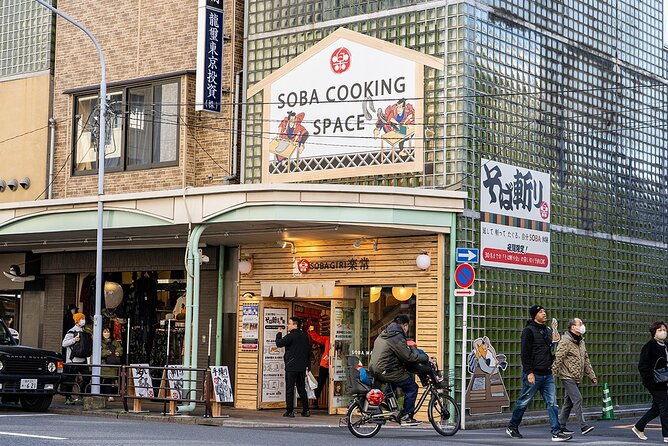 experience-big-soba-knife-soba-making-class-in-tokyo-kappabashi