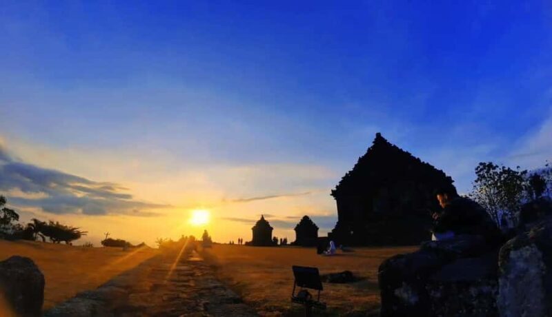 Experience Borobudur Sunrise & Batik Making - The Itinerary in Detail