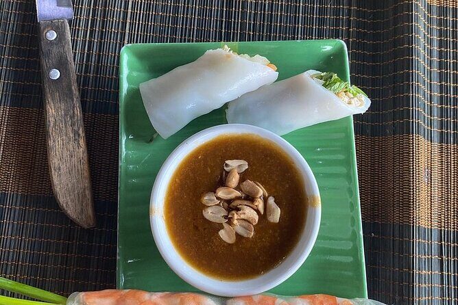 Experience Cooking Class for Lunch or Afternoon With Local Chef - Group Size and Atmosphere  