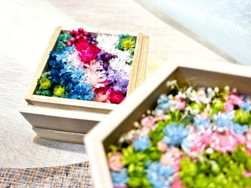 experience-crafting-a-flower-adorned-mini-japanese-garden