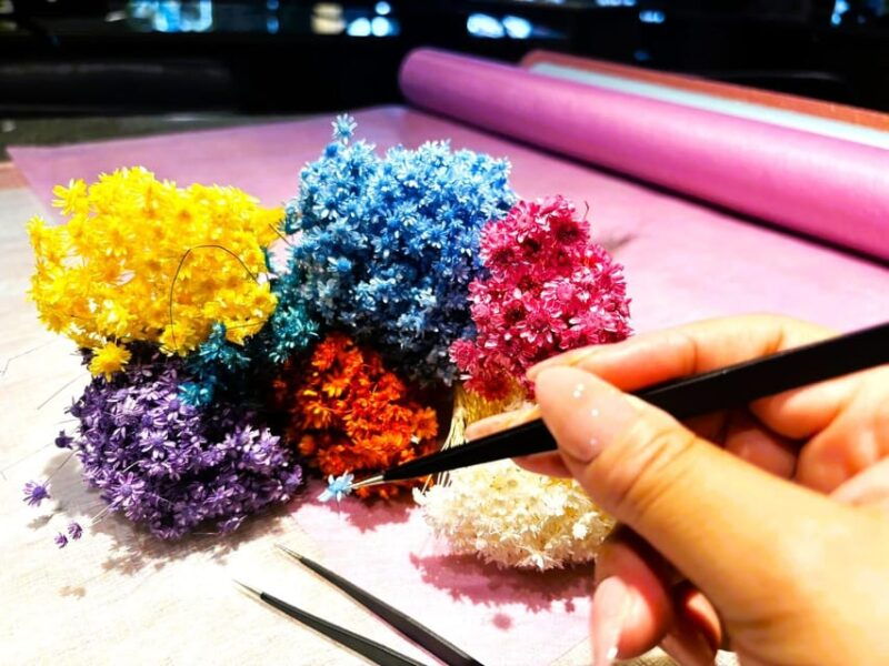 experience-crafting-a-flower-adorned-mini-japanese-garden