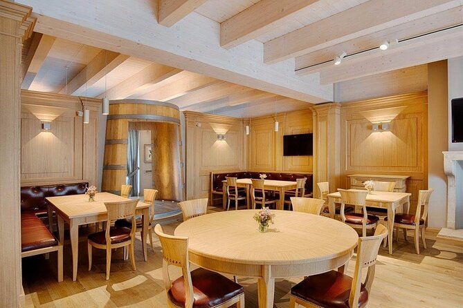 experience-emilian-wines-at-bologna-vineyard-vista